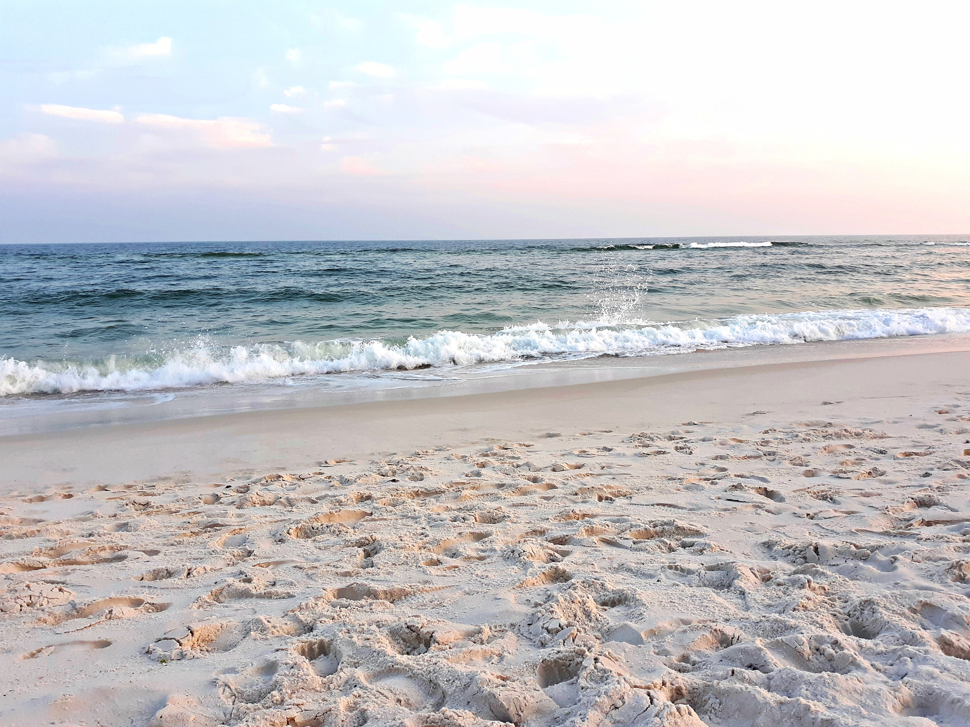 gulf shores alabama white sand beach november