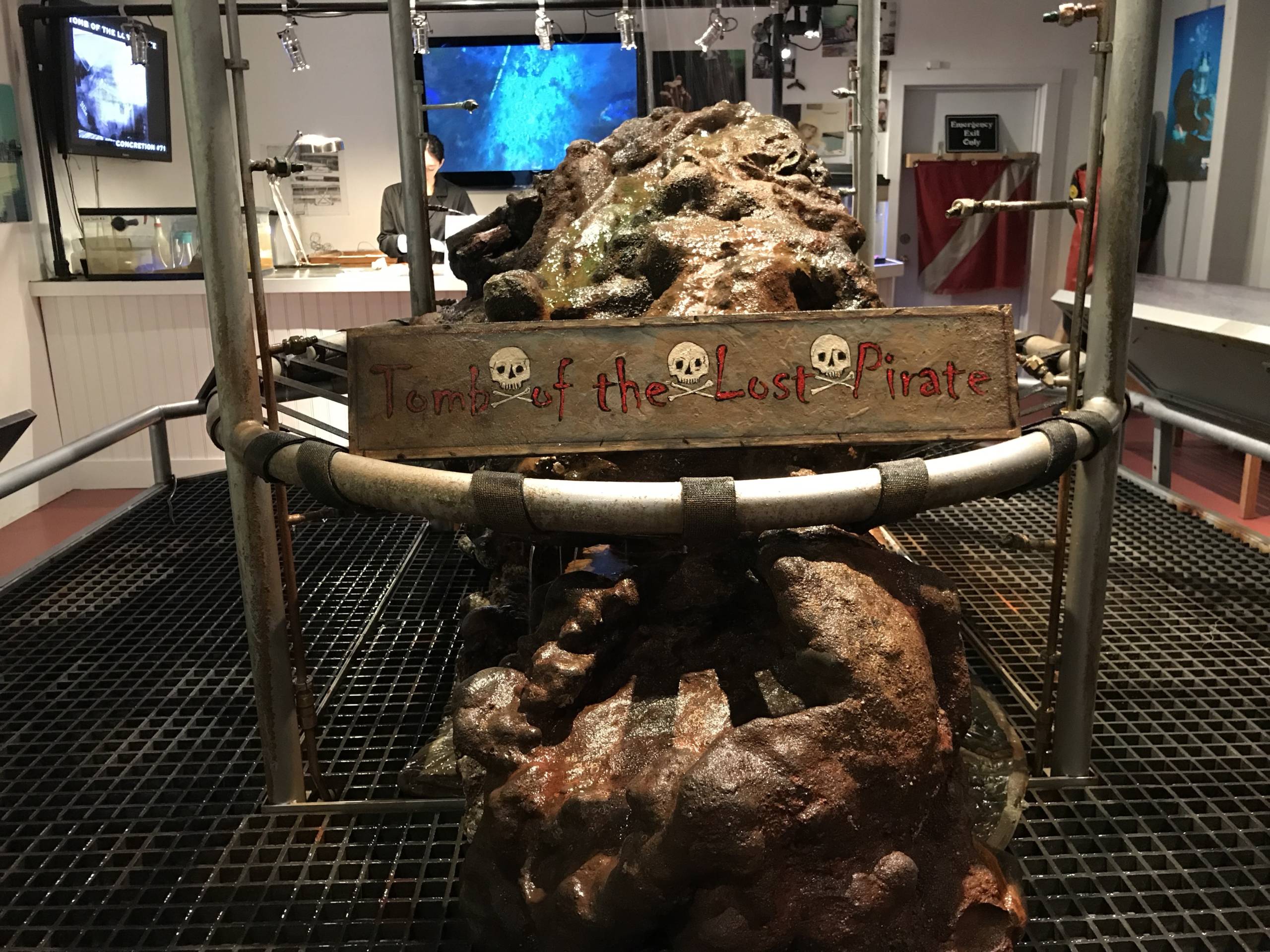 Whydah pirate museum Cape Cod artifacts