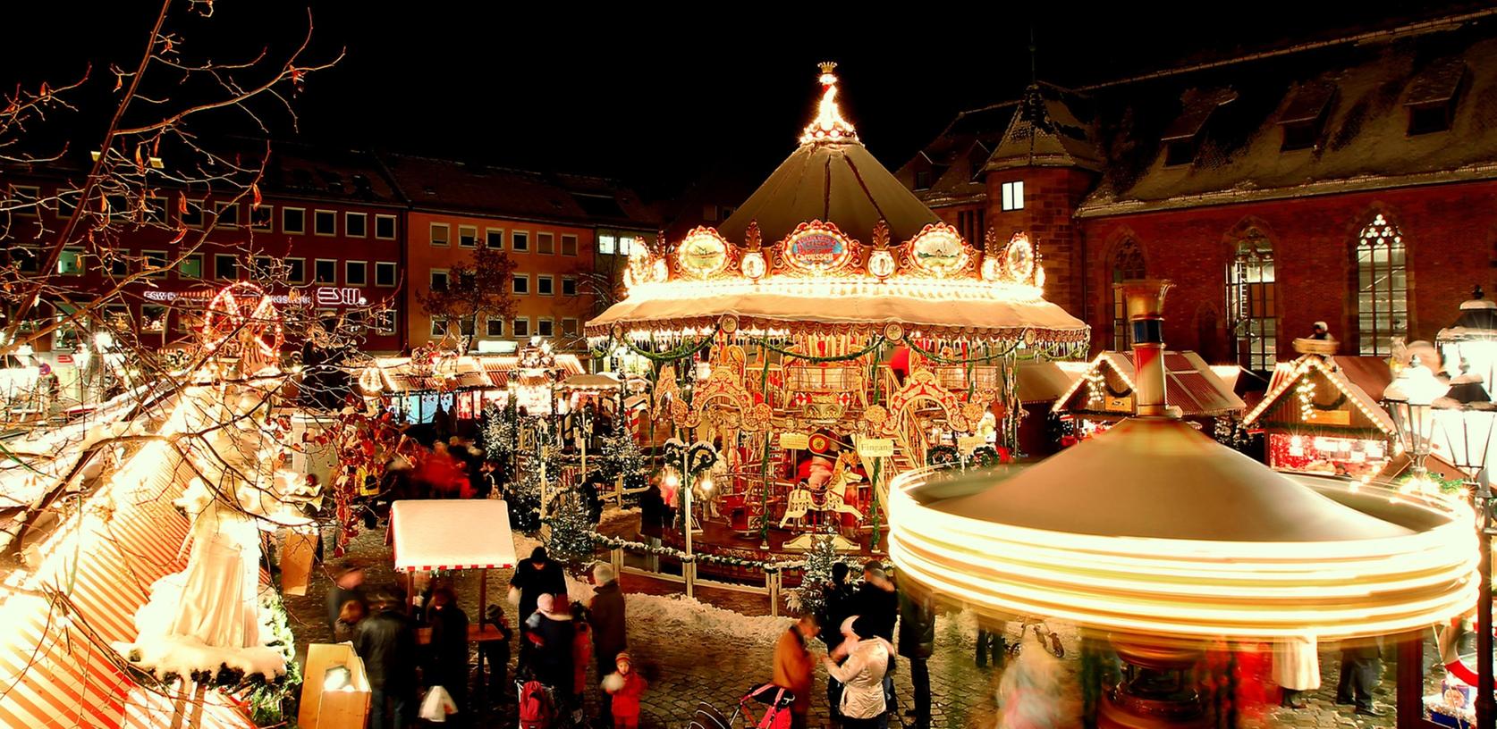 Kinderweihnacht children's Christmas market Nuremberg carousel