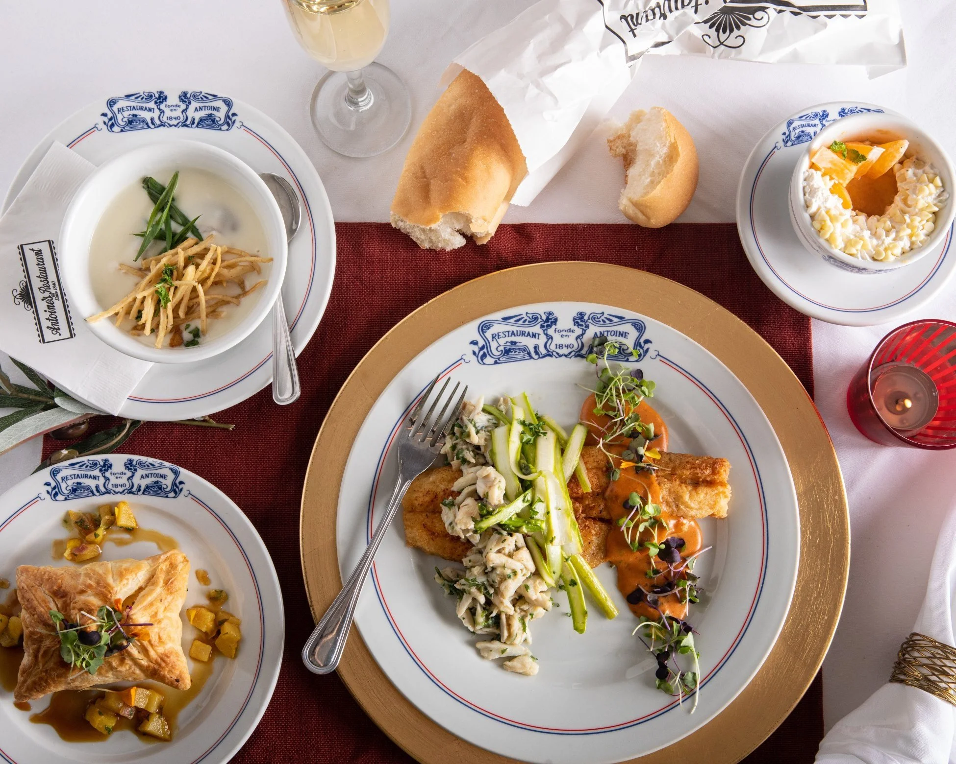 New Orleans Reveillon dinner holiday