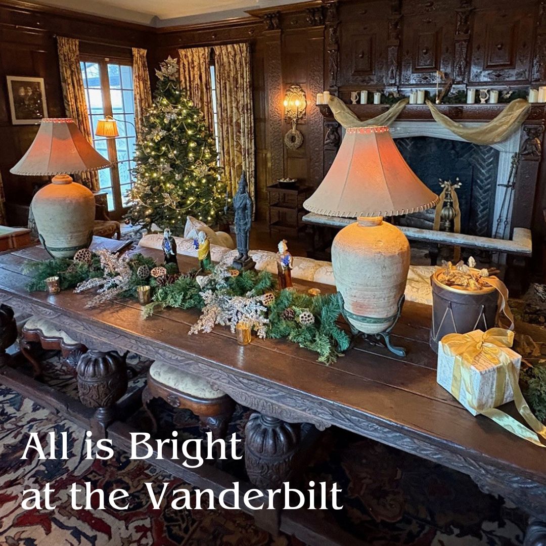 colonial williamsburg christmas candlelight