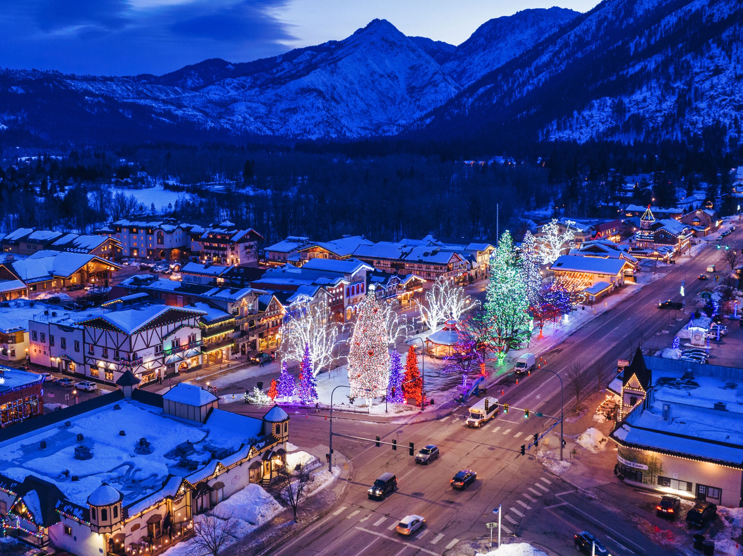 leavenworth washington winter village snow streets