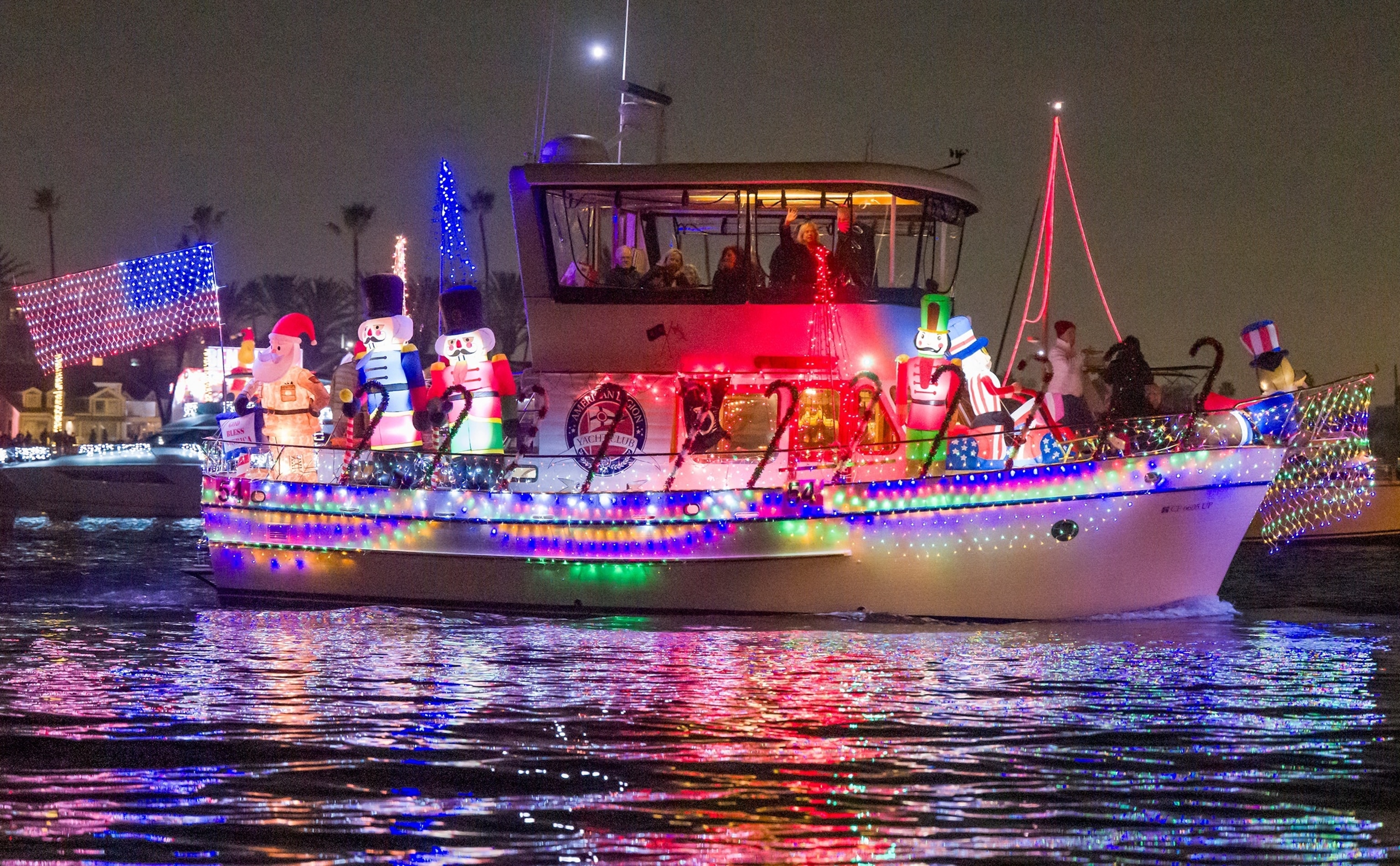 Newport Beach Christmas boat parade lights water