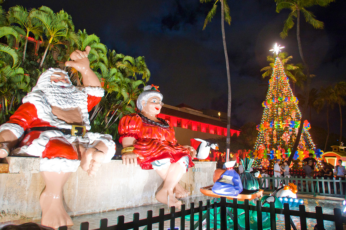 Honolulu City Lights Christmas tree tropical