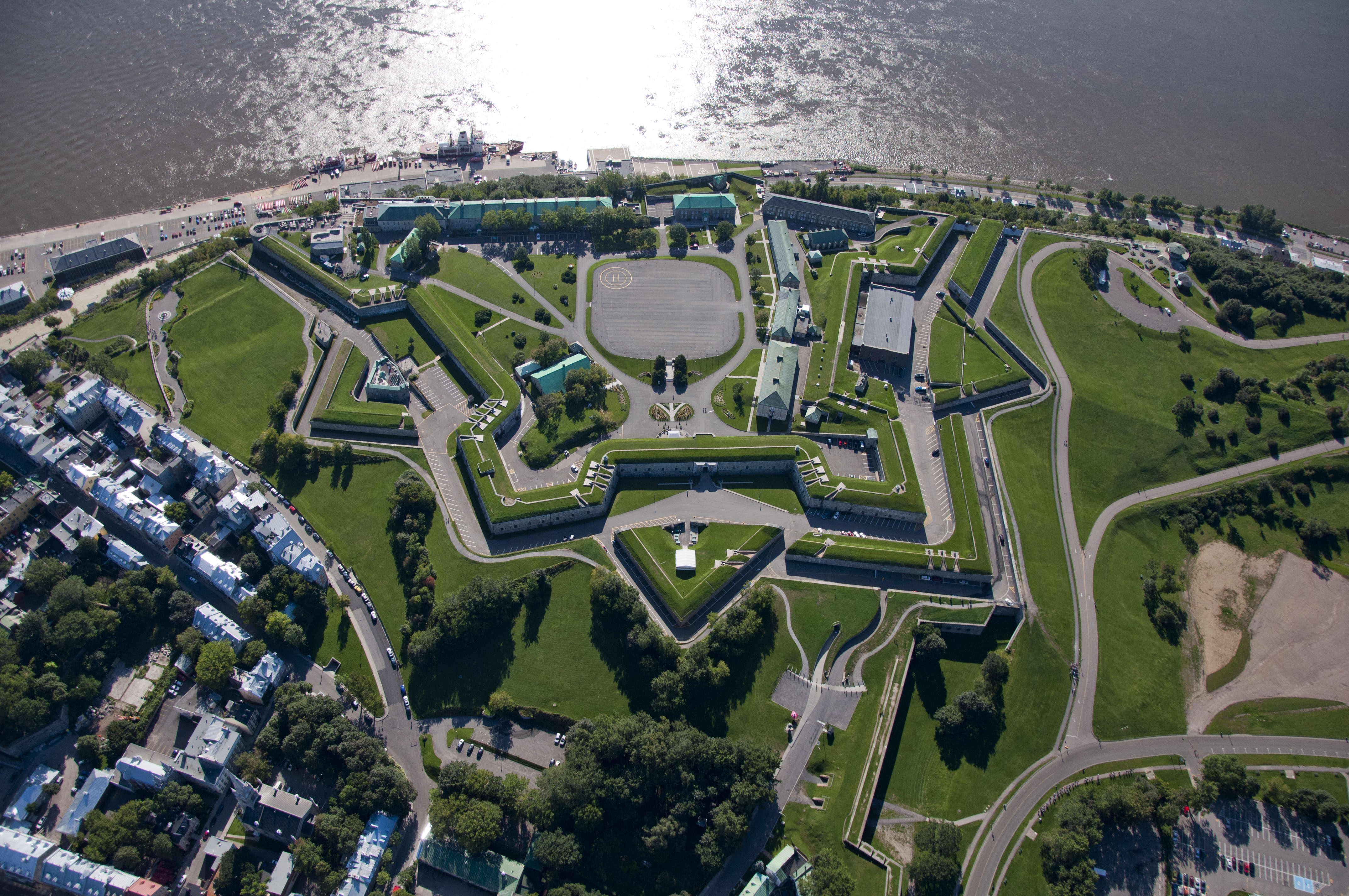 Citadelle de Québec winter star-shaped fortress
