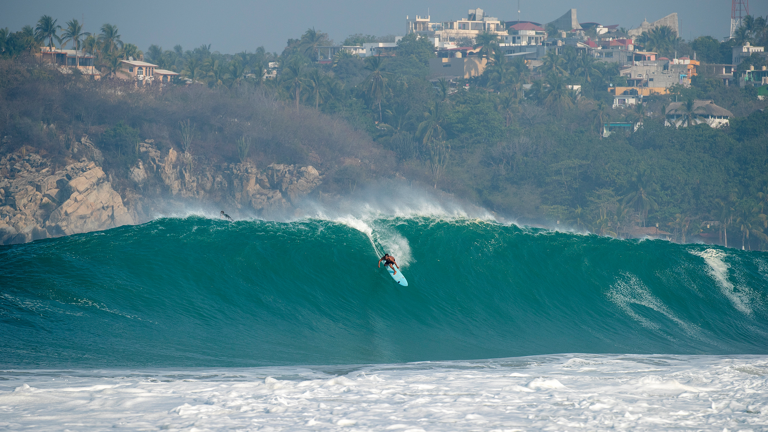 puerto escondido surfers zicatela beach waves