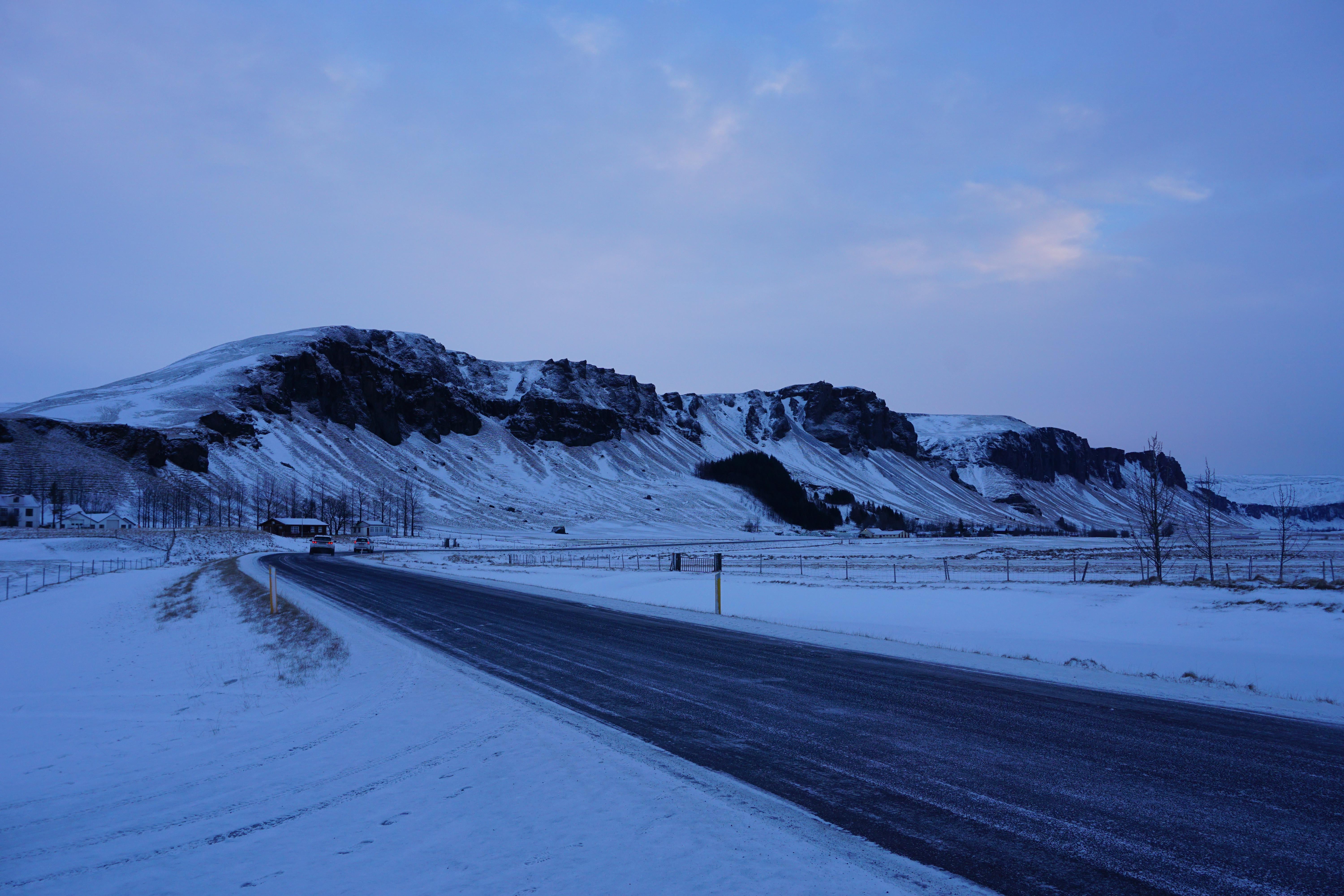 driving Iceland Route 1 winter snow road