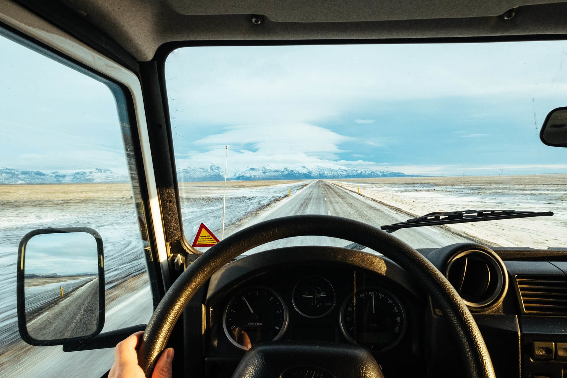 rental car windscreen snow Iceland
