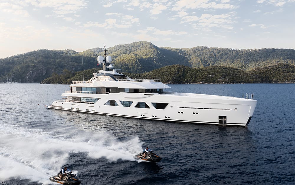 Yachts For Charter | Motor Yachts