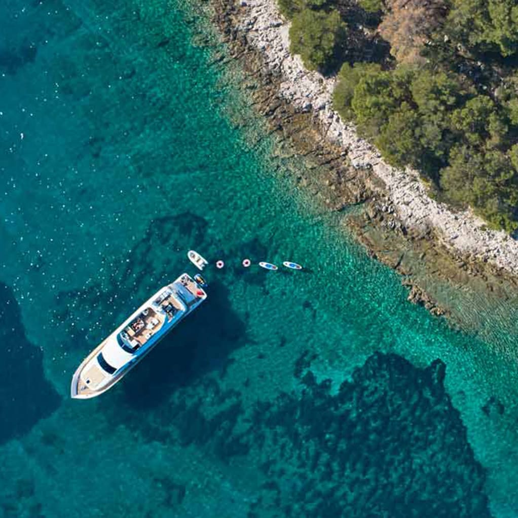 KARISMA yacht for Charter (3) | Phoenix Yacht Management