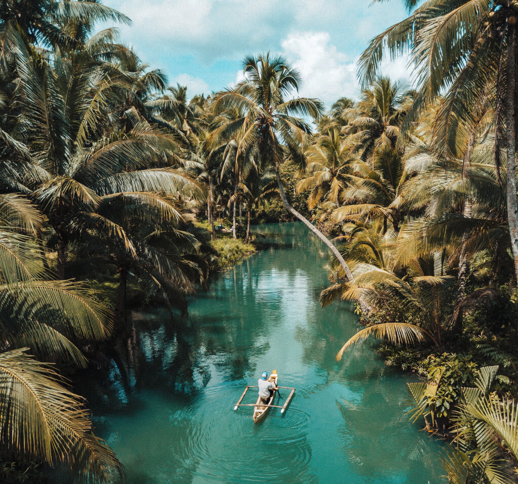 Luxury Yacht Charter South East Asia Philippines (3) | Phoenix Yacht Management Luxury Yacht Charter South East Asia Philippines (3)