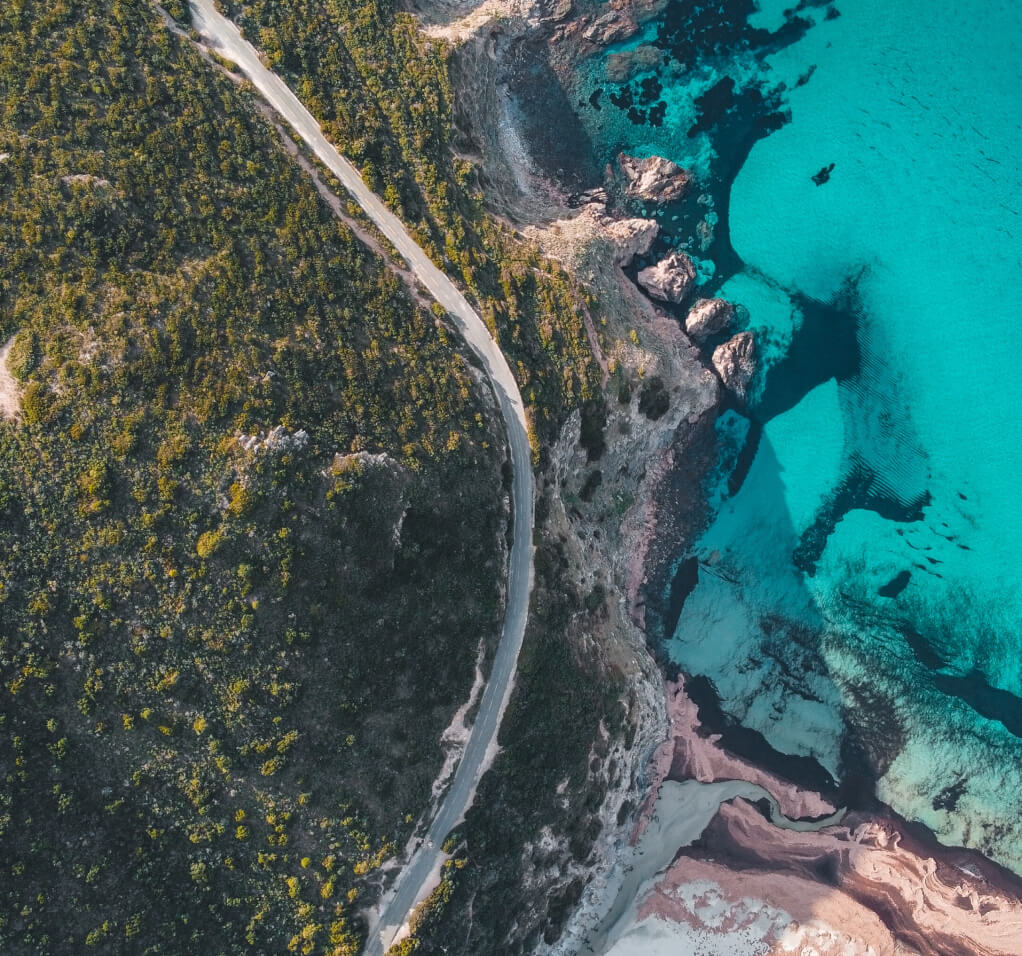 Luxury Yacht Charter Western Mediterranean Corsica (3) | Phoenix Yacht Management Luxury Yacht Charter Western Mediterranean Corsica (3)