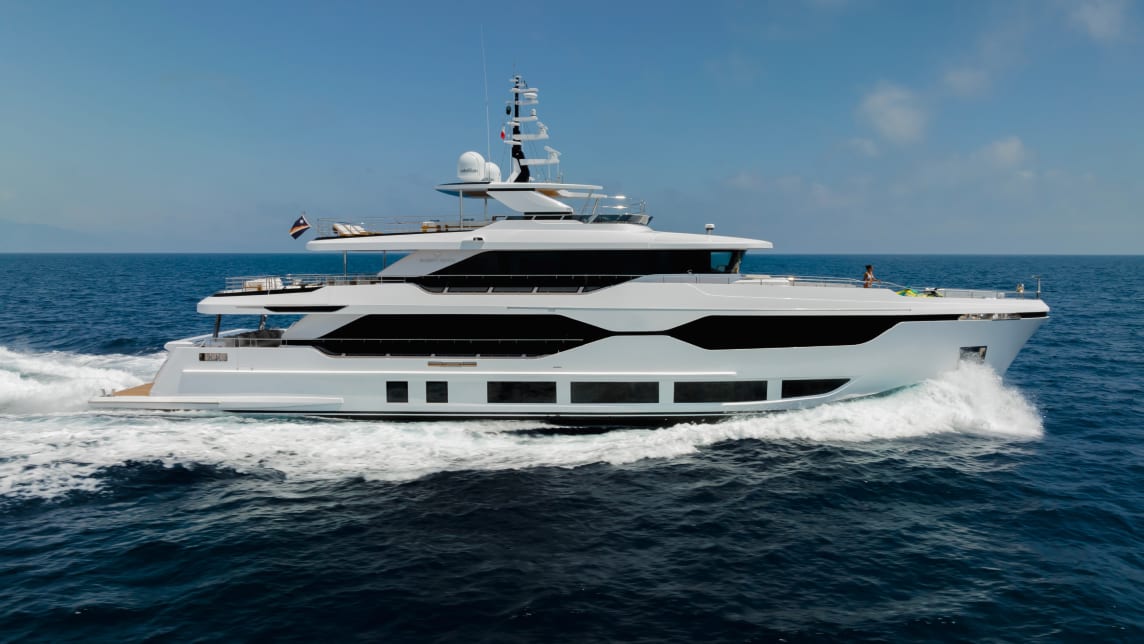 MAJESTY 120 yacht for Sale (23) | Phoenix Yacht Management