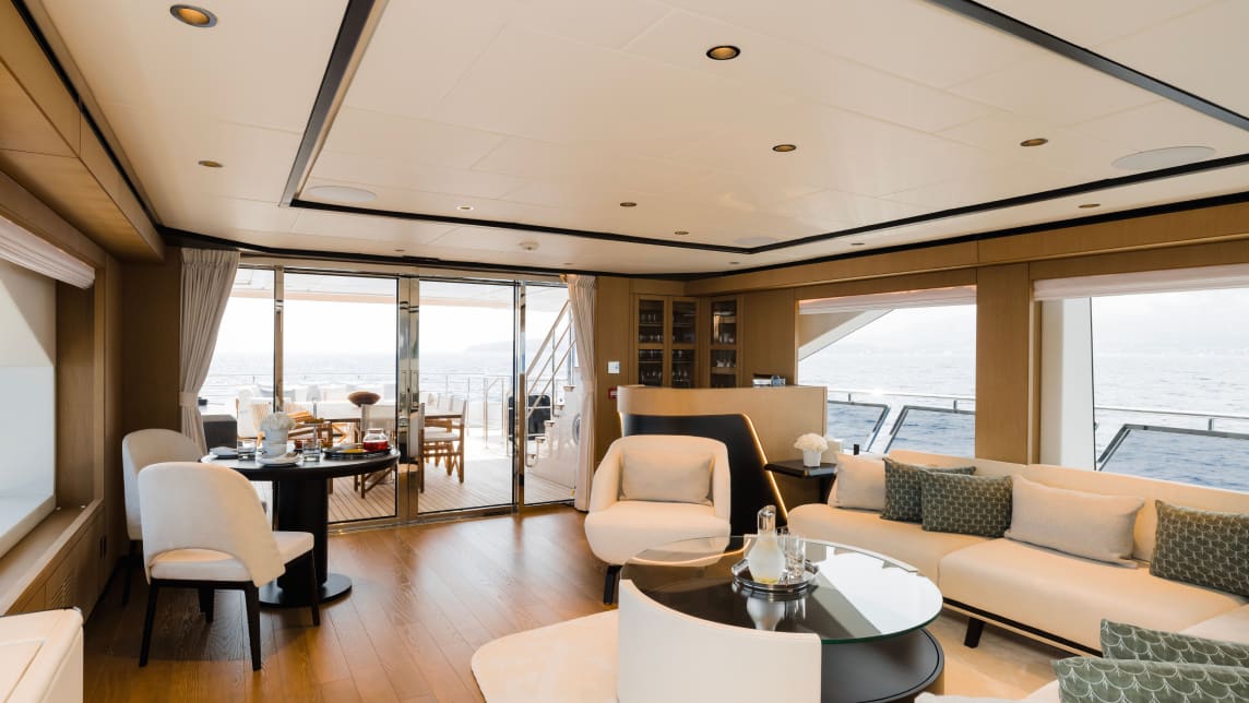 MAJESTY 120 yacht for Sale (16) | Phoenix Yacht Management