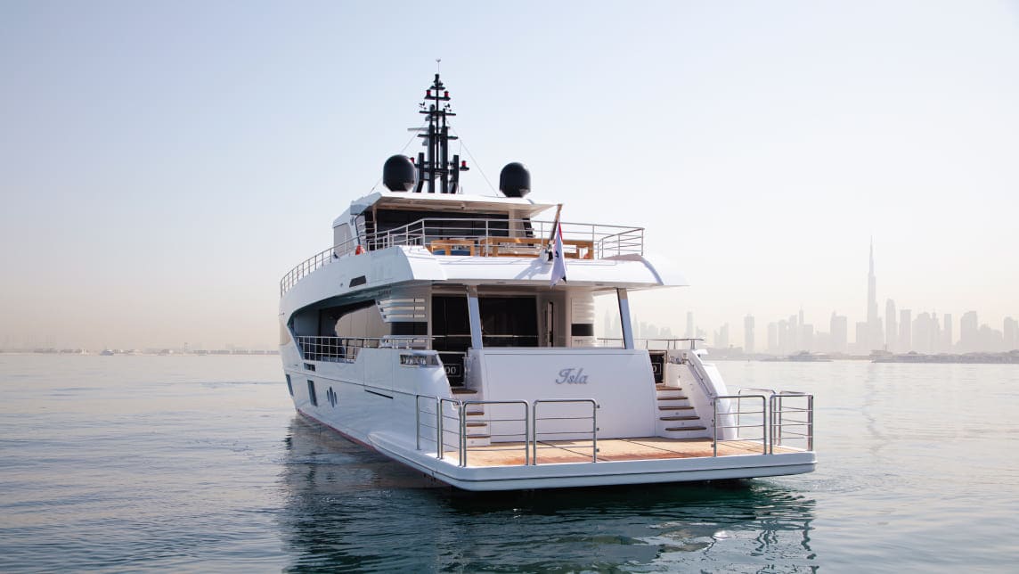 MAJESTY 100 yacht for Sale (3) (1) | Phoenix Yacht Management