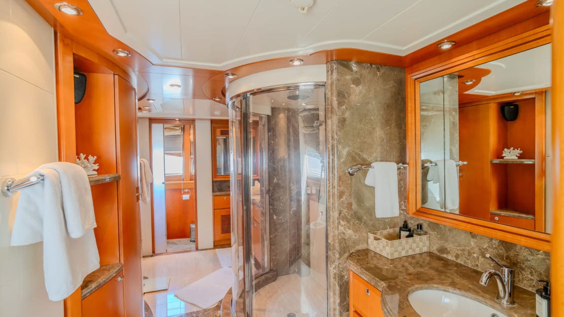 ARIELA yacht for Sale (16) | Phoenix Yacht Management