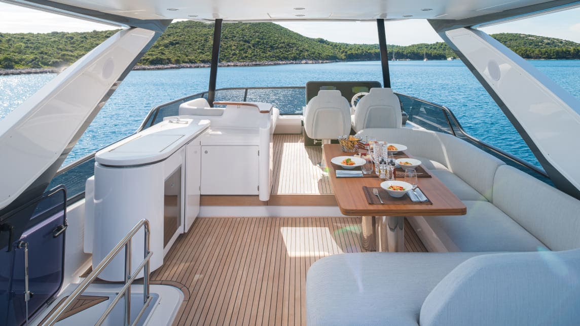 AGLAYA yacht for Charter (10) | Phoenix Yacht Management