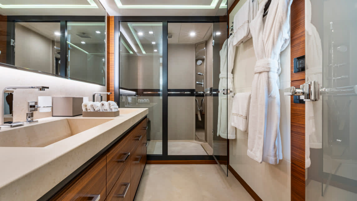 MANGUSTA 132 yacht for Sale (27) | Phoenix Yacht Management