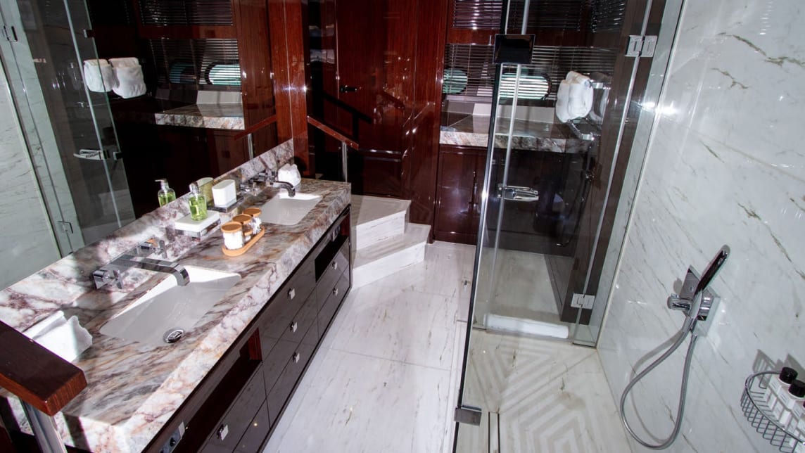 LEGENDE yacht for Charter (12) | Phoenix Yacht Management