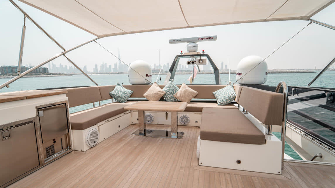 DOLCE VITA yacht for Charter (9) | Phoenix Yacht Management