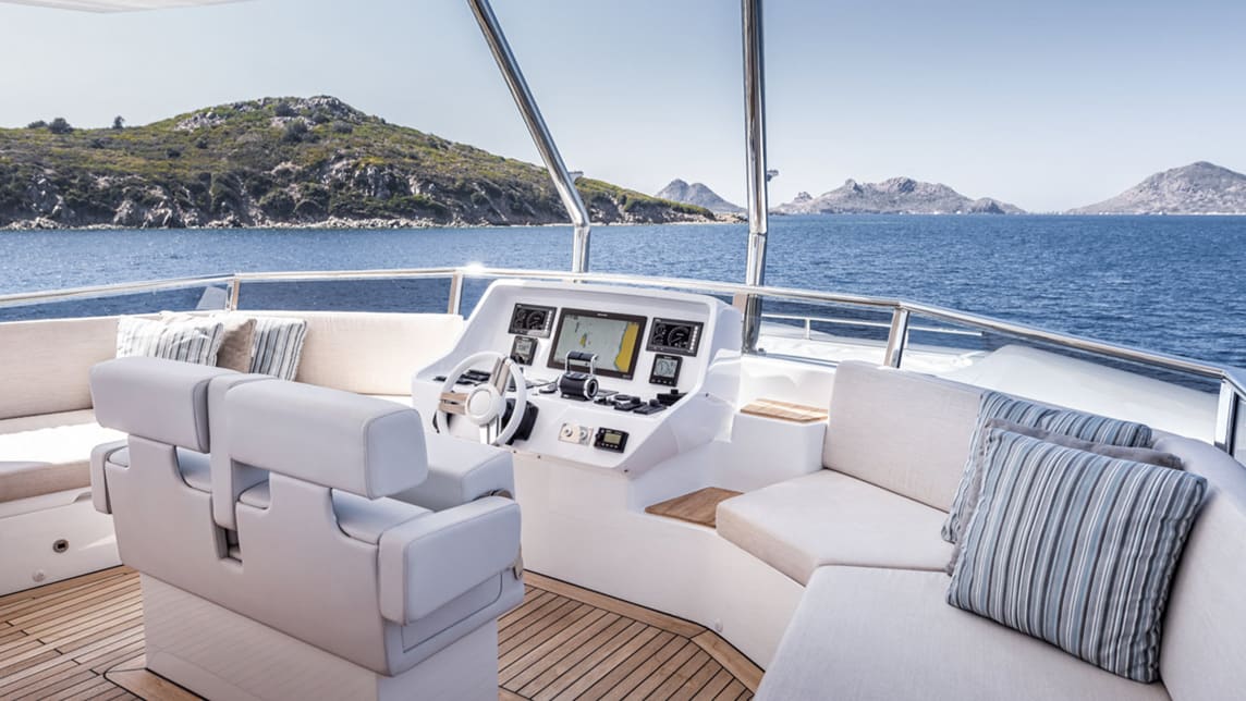 NUMARINE 26 yacht for Sale (9) | Phoenix Yacht Management