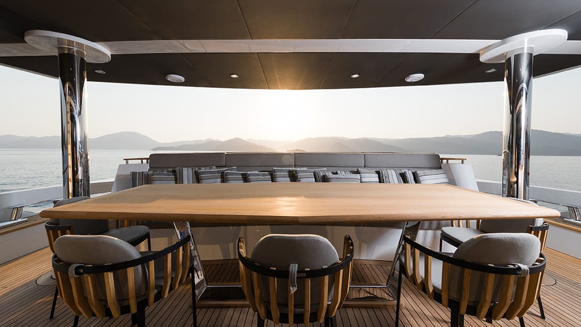 NUMARINE YACHTS | Buy the Numarine 32XP