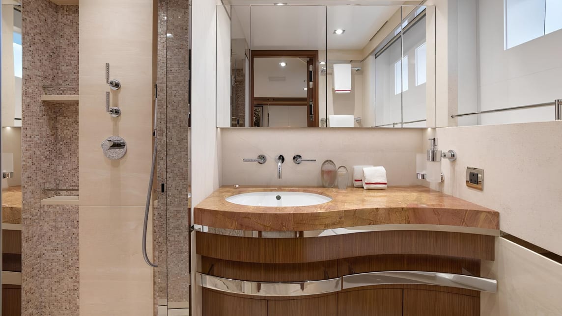 PHILOSOPHY yacht for Sale (20) | Phoenix Yacht Management