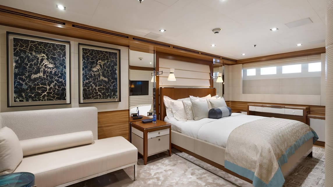 PHILOSOPHY yacht for Sale (18) | Phoenix Yacht Management