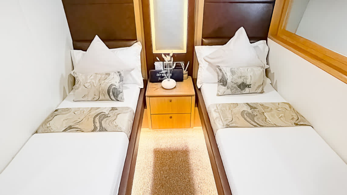 Astra yacht for Charter (16) | Phoenix Yacht Management