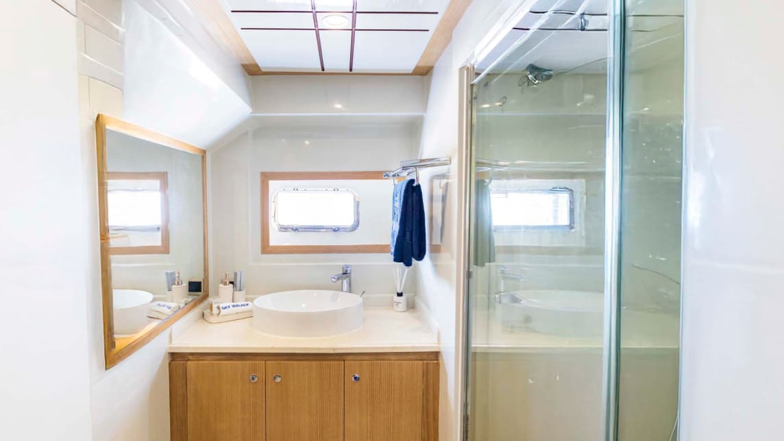 Astra yacht for Charter (18) | Phoenix Yacht Management