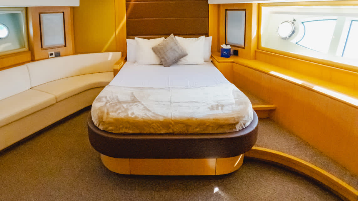 Astra yacht for Charter (14) | Phoenix Yacht Management