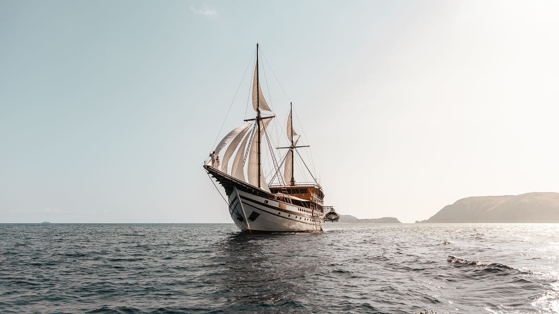PRANA yacht for Charter (8) | Phoenix Yacht Management