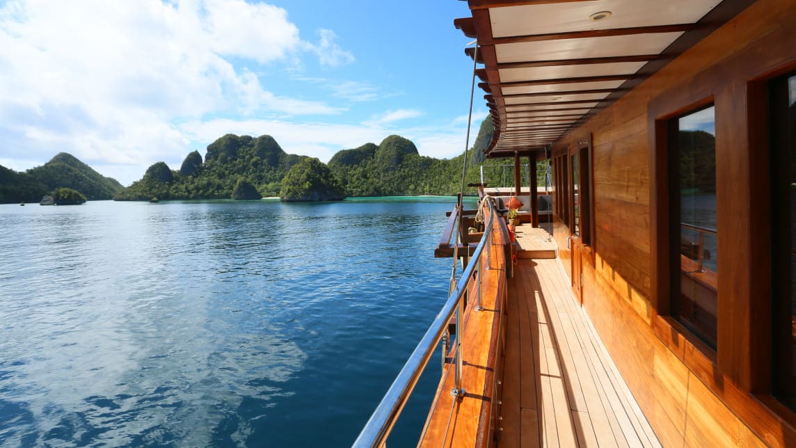 LAMIMA yacht for Charter (33) | Phoenix Yacht Management