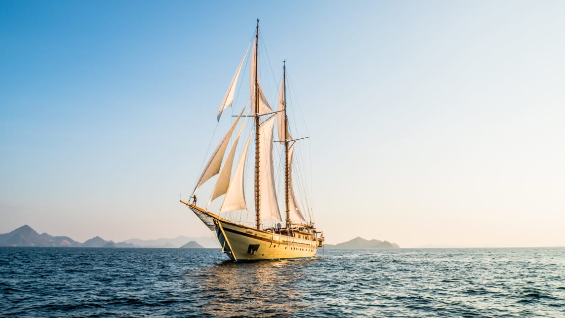 LAMIMA yacht for Charter (9) | Phoenix Yacht Management