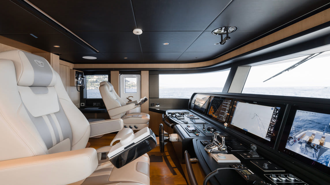 OLIVIA yacht for Charter (34) | Phoenix Yacht Management