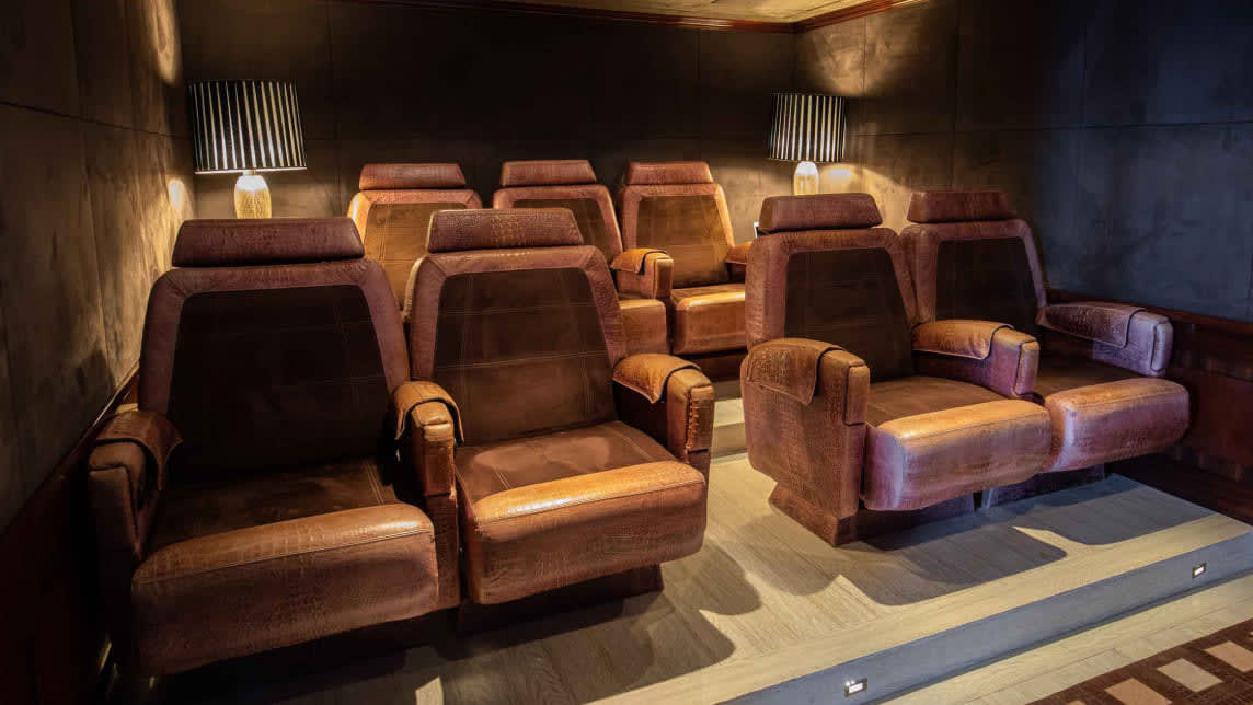 FORCE BLUE yacht for Charter (27) | Phoenix Yacht Management