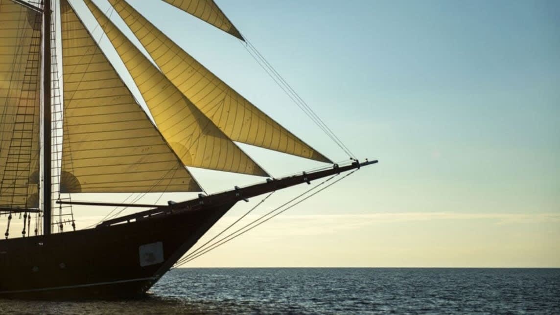 AMANDIRA yacht for Charter (12) | Phoenix Yacht Management