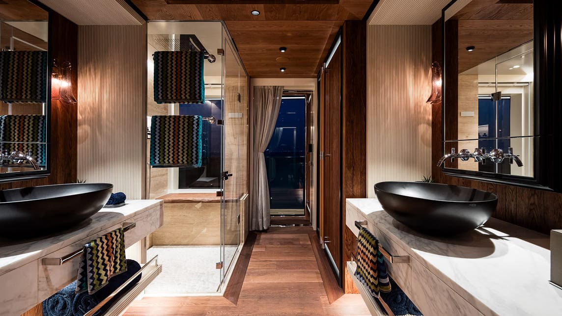 KING BENJI yacht for Charter (34) | Phoenix Yacht Management