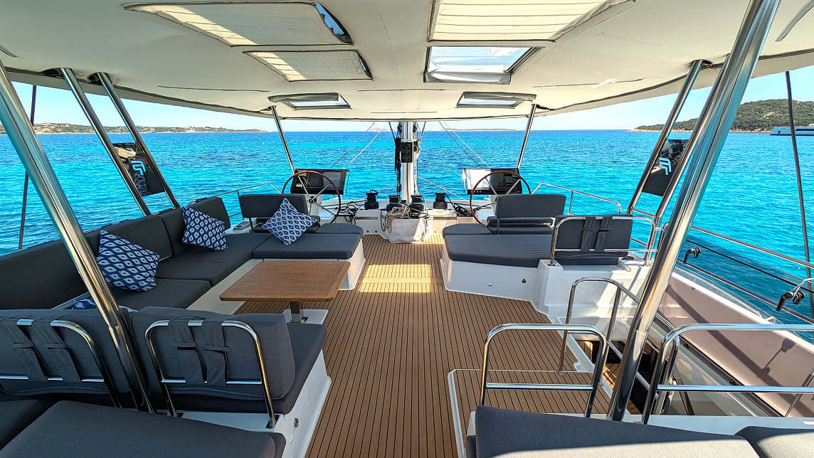INSPIRANTE yacht for Charter (10) | Phoenix Yacht Management