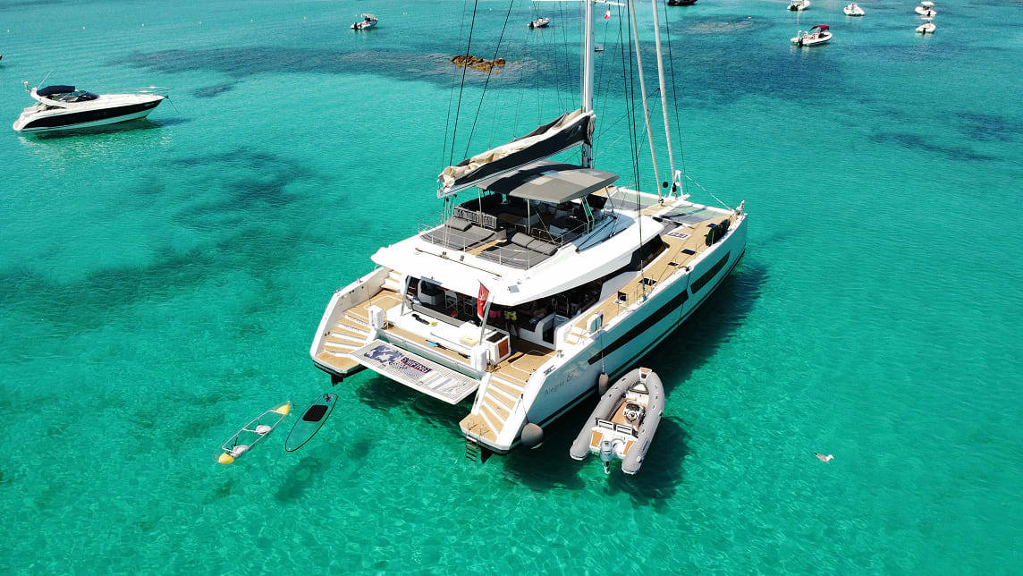 INSPIRANTE yacht for Charter (5) | Phoenix Yacht Management