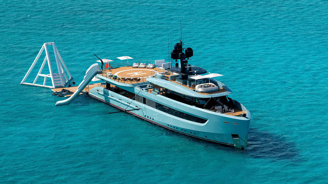 LIMERENCE yacht for Charter (21) | Phoenix Yacht Management