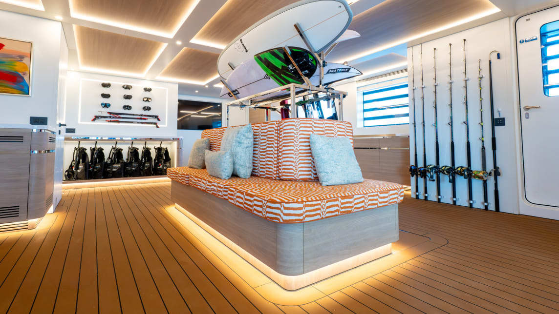 LIMERENCE yacht for Charter (30) | Phoenix Yacht Management