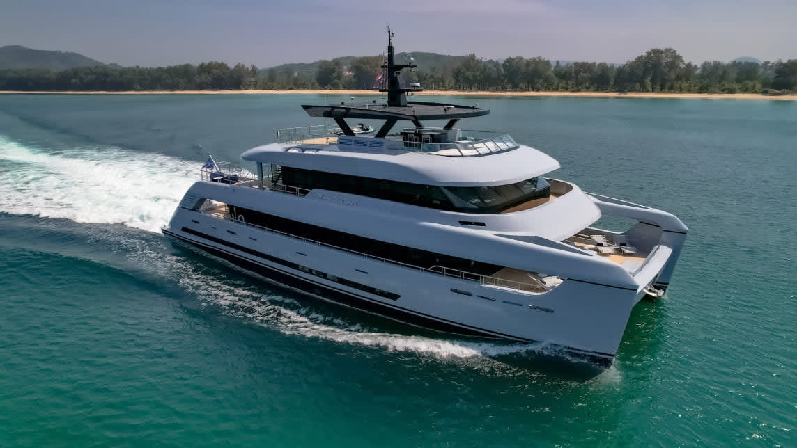 SPACE CAT yacht for Charter (4) | Phoenix Yacht Management