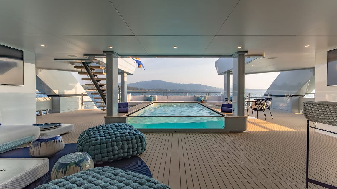 SPACE CAT yacht for Charter (18) | Phoenix Yacht Management