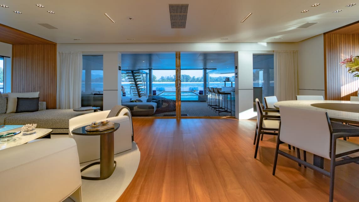 SPACE CAT yacht for Charter (20) | Phoenix Yacht Management