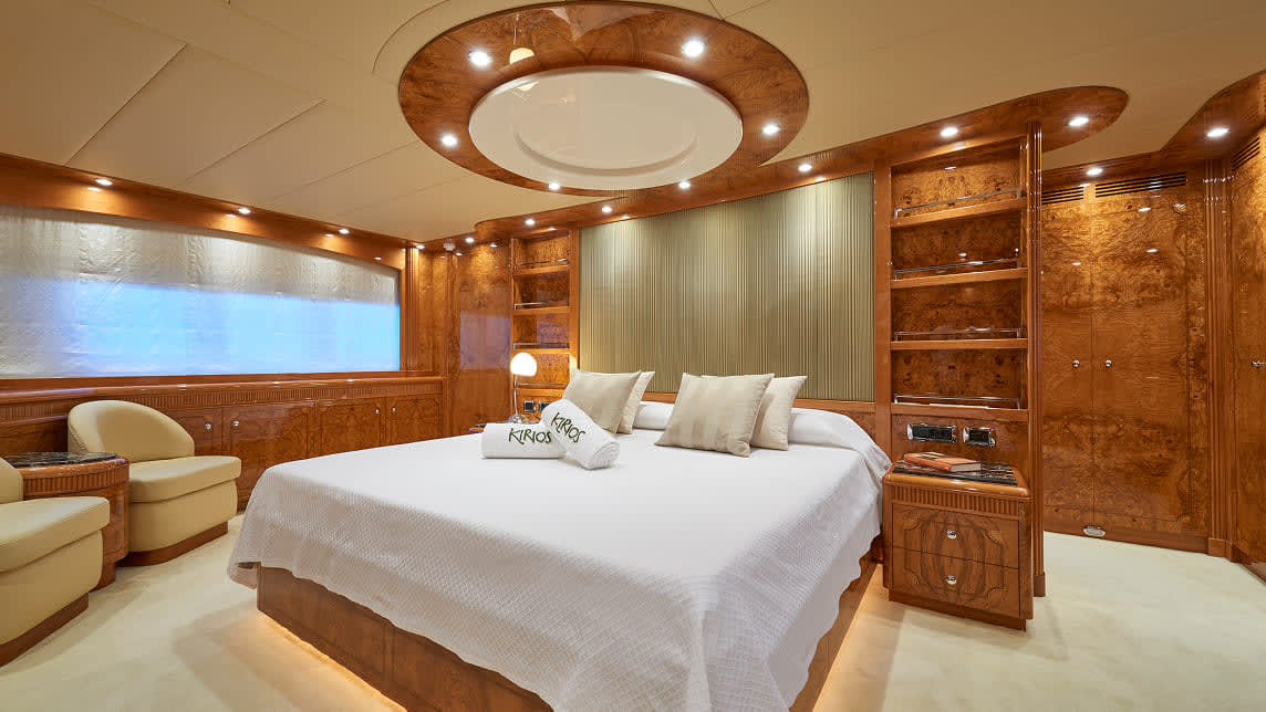 KIRIOS yacht for Charter (15) | Phoenix Yacht Management