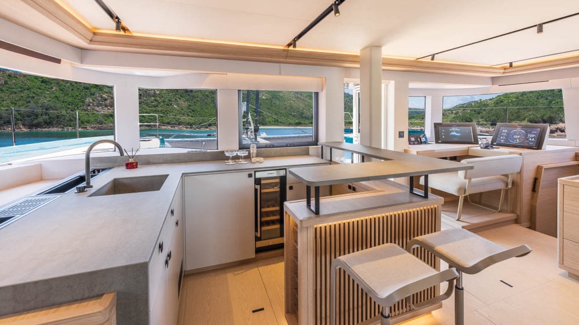 IMLADRIS yacht for Charter (43) | Phoenix Yacht Management