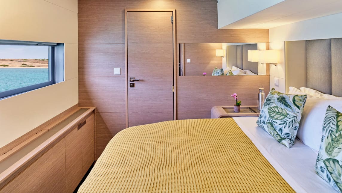 PIXIE yacht for Charter (55) | Phoenix Yacht Management