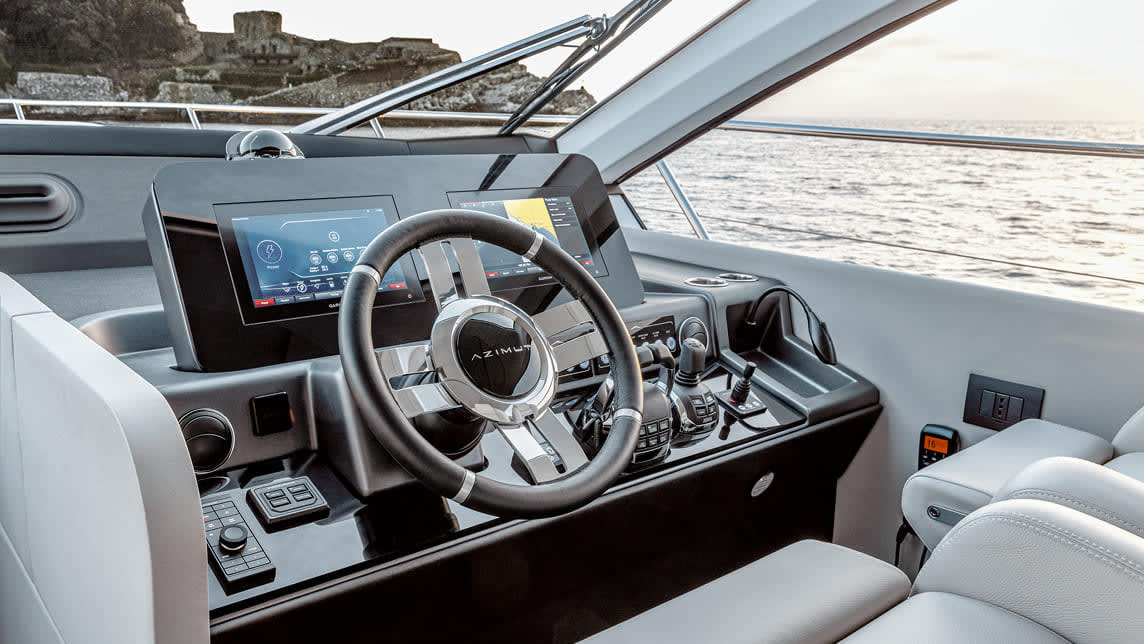 AZIMUT FLY 53 yacht for Sale (11) | Phoenix Yacht Management