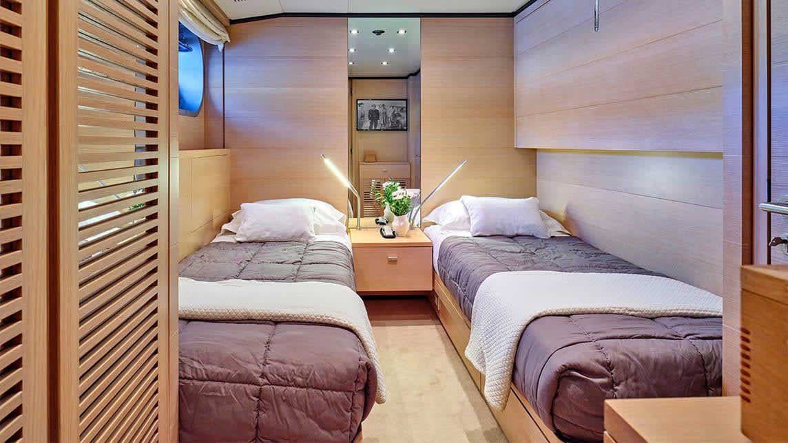 AMICI PER SEMPRE yacht for Charter (15) | Phoenix Yacht Management